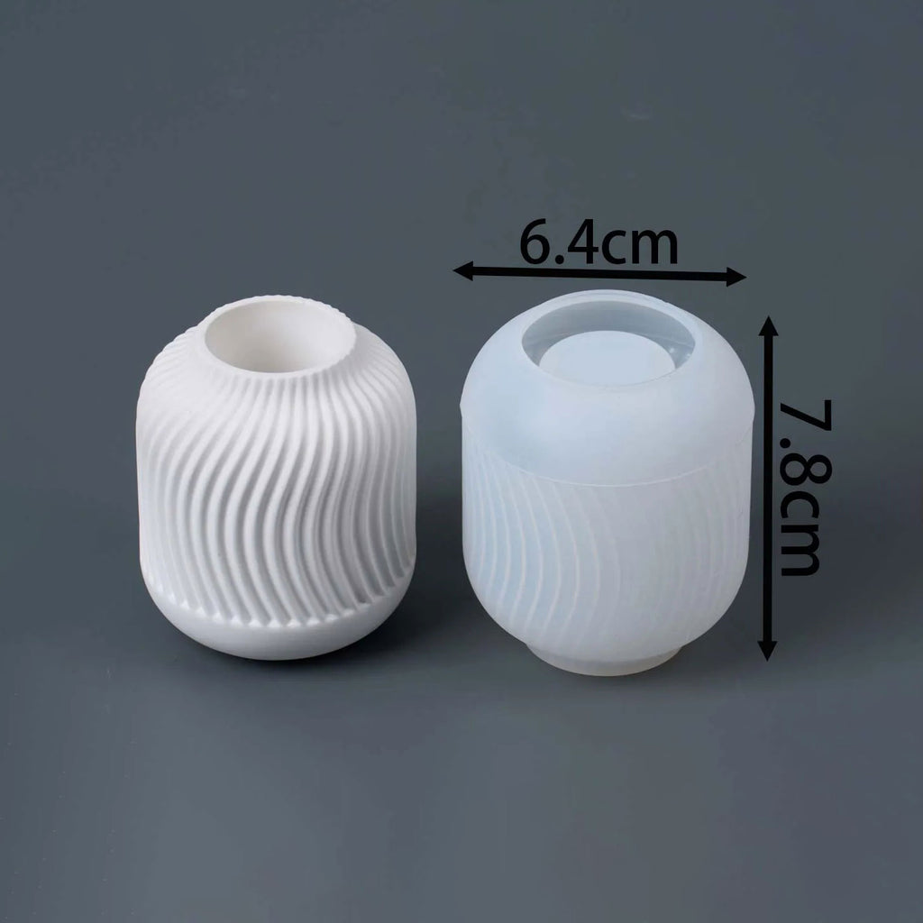 Linevra Flute Vase Silicone Mold Spiral