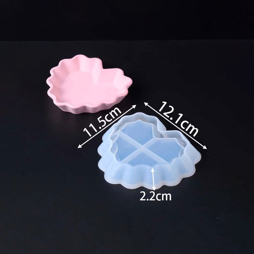 Verlun Ruffle Heart Silicone Mold