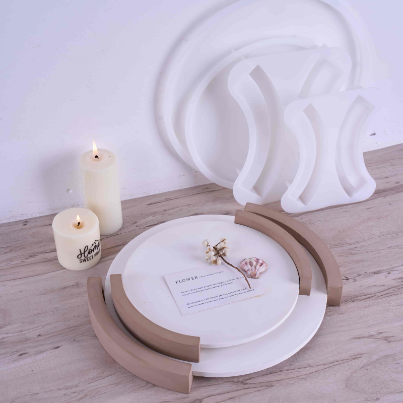 Lunara Round Tray Mold Set
