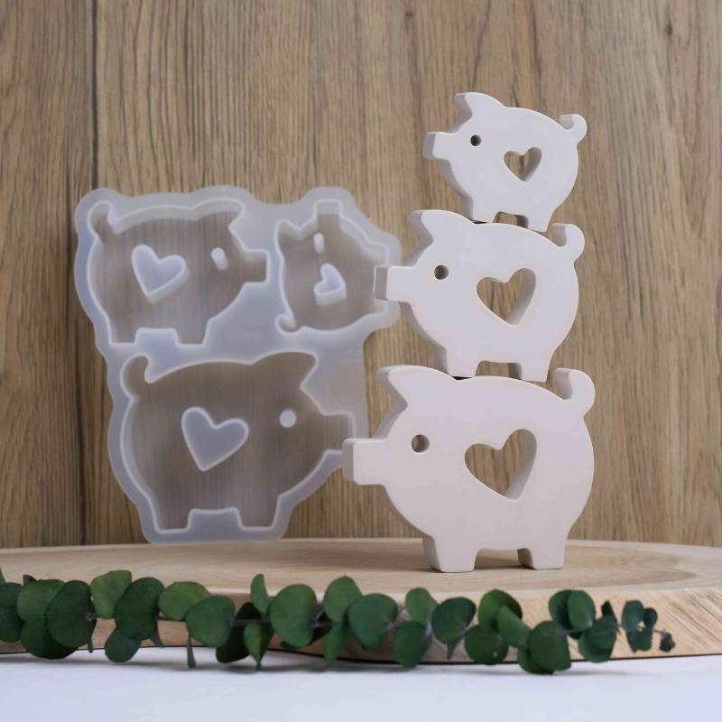 Heartfelt Piggy Silicone Mold