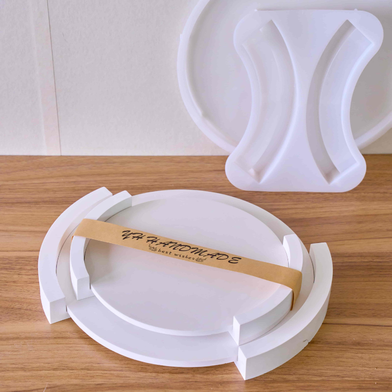 Lunara Round Tray Mold Set