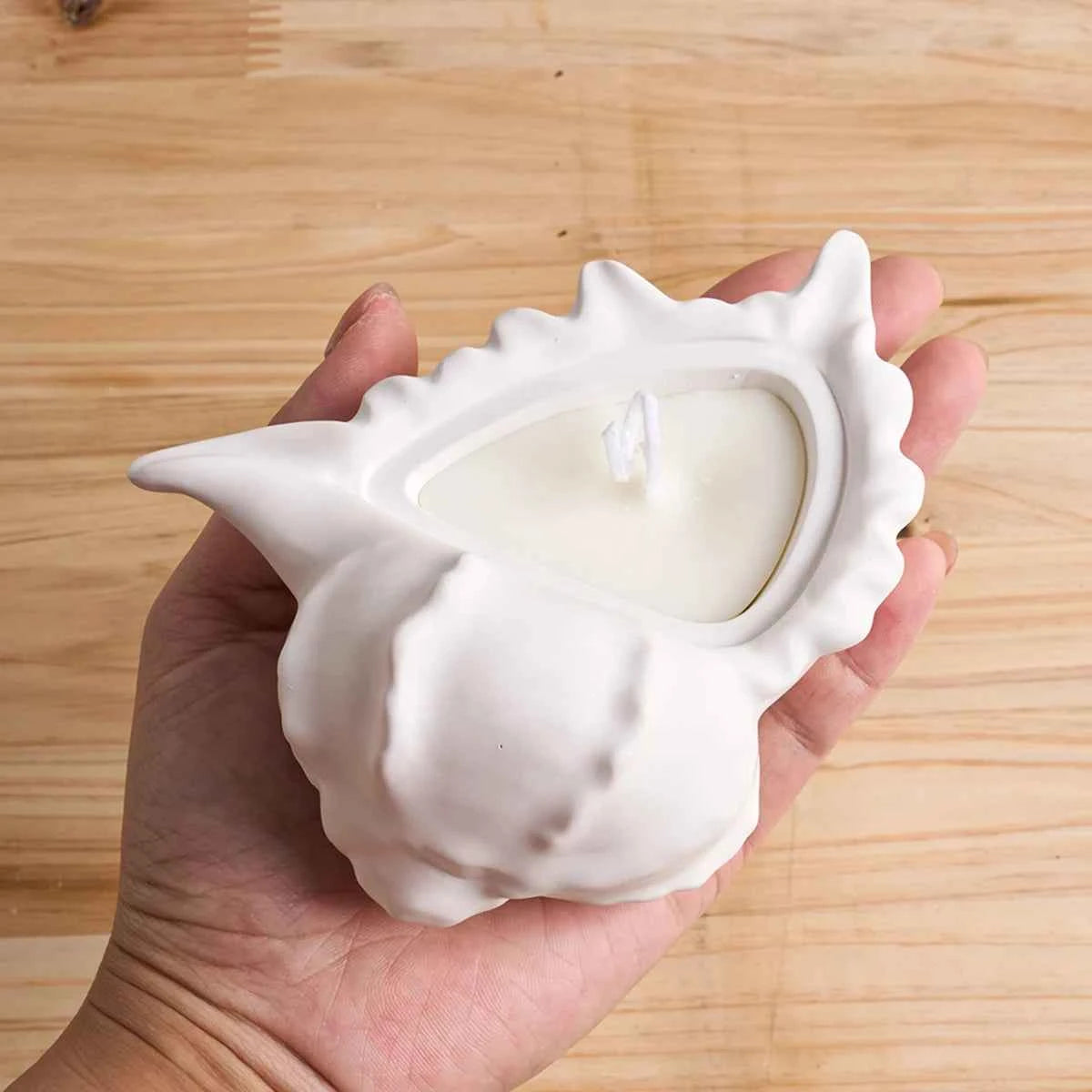 Marea Conch Shell Candle Vessel Silicone Mold