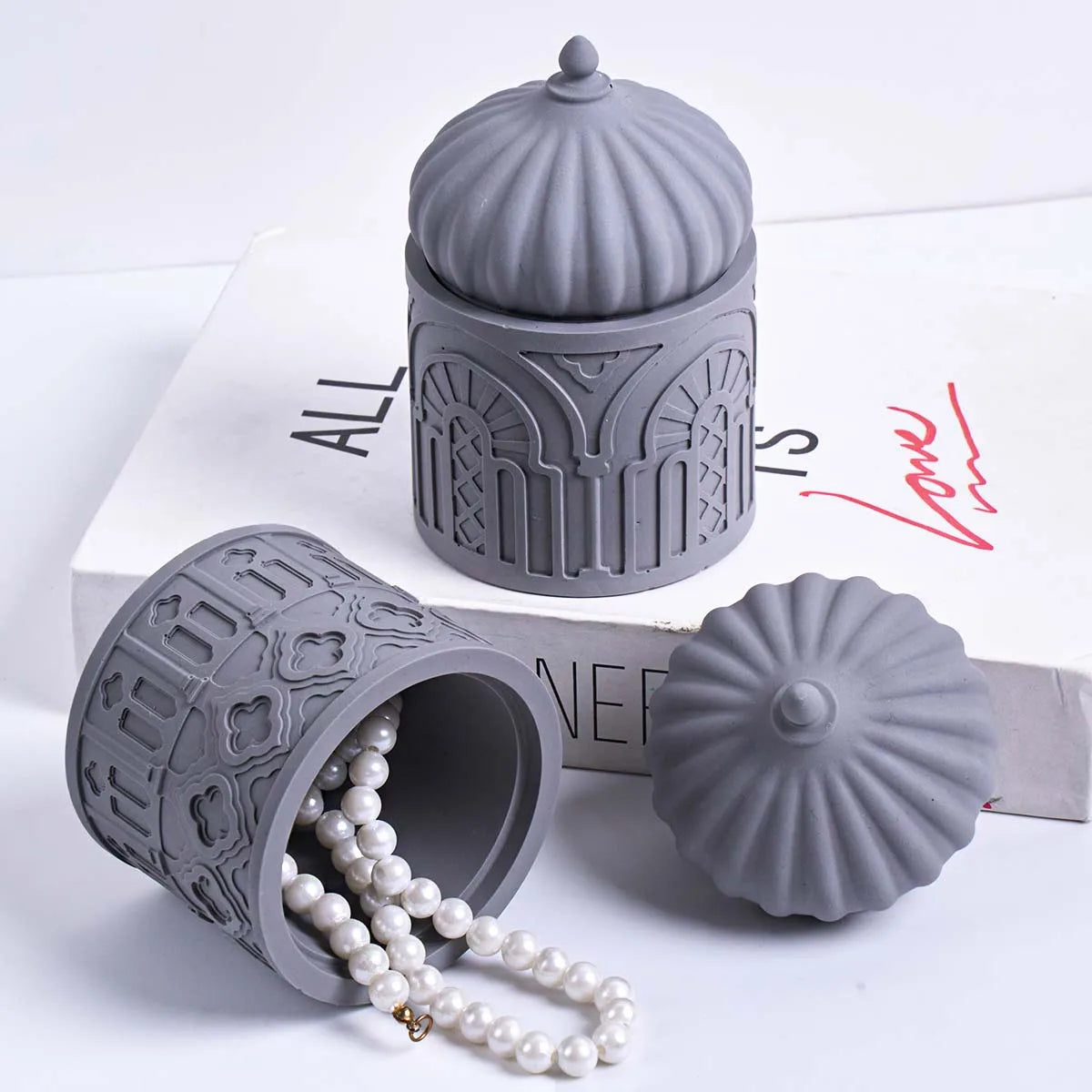 Sahra Reverie Cylindrical Jar Mold Set