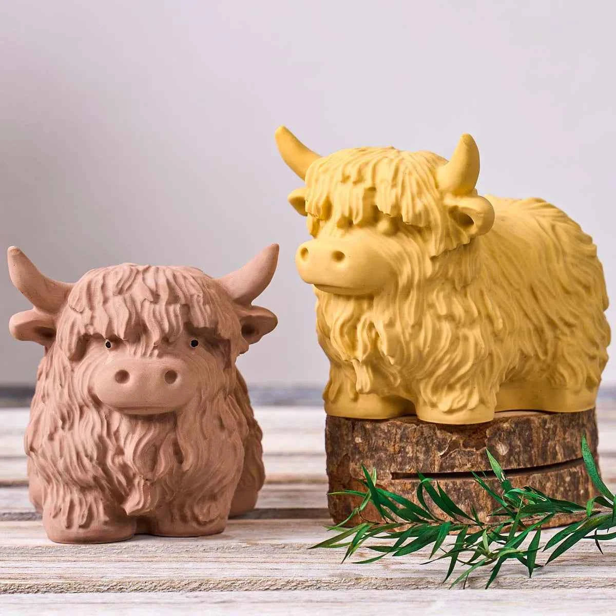 Thulan Fringe Highland Cow Silicone Mold