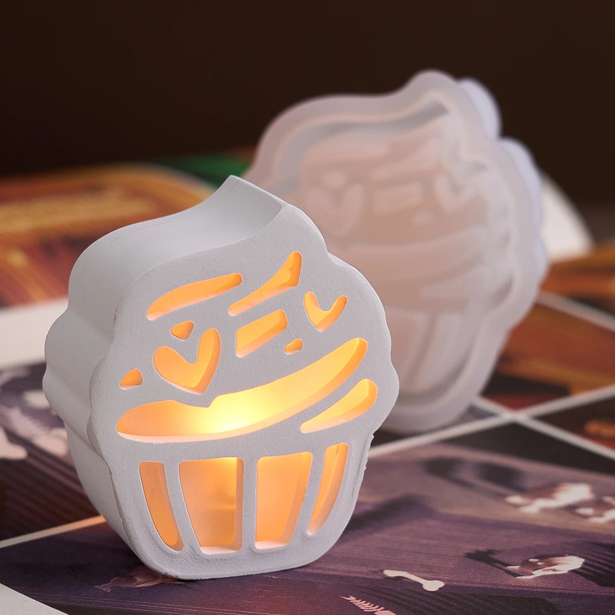 DIY Hollow Silhouette Lamp Silicone Mold.