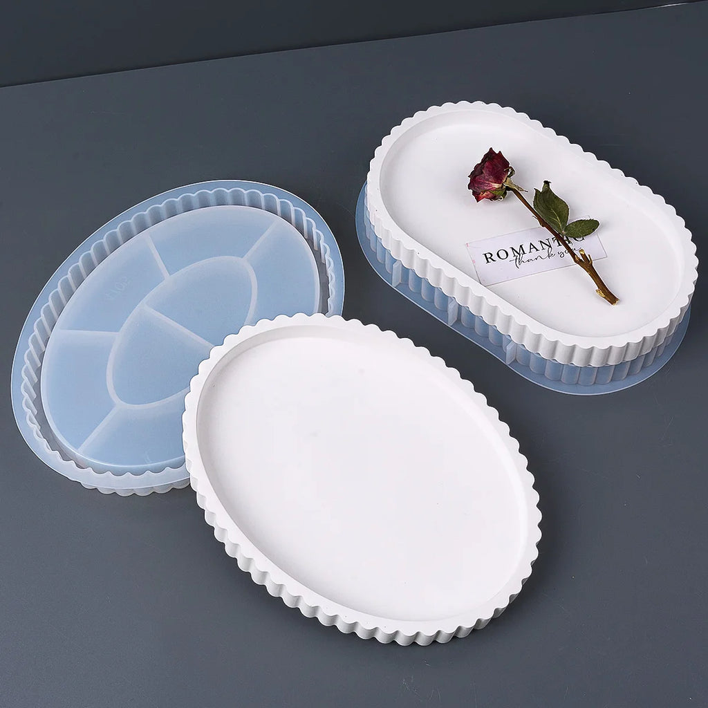 Scallop Edge Silicone Tray Molds.