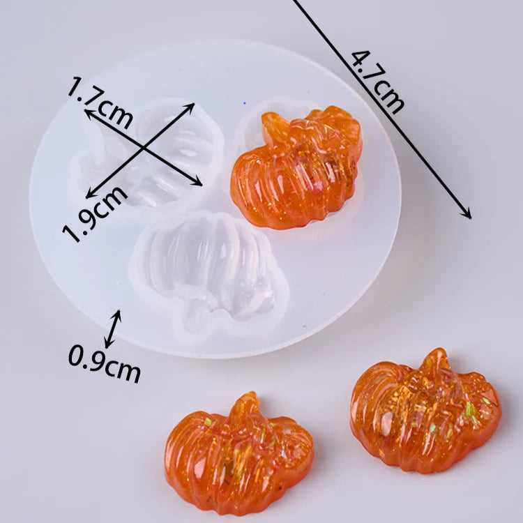 Halloween Silicone Mold Set (7pcs) – Skull, Hand, Pumpkin, Spider, Leaves