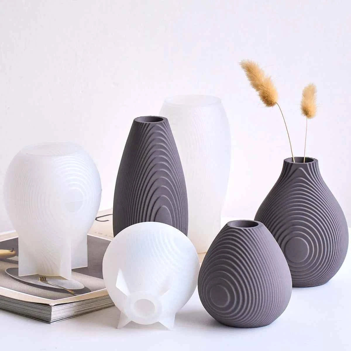 Ondara Contour Vase Silicone Mold