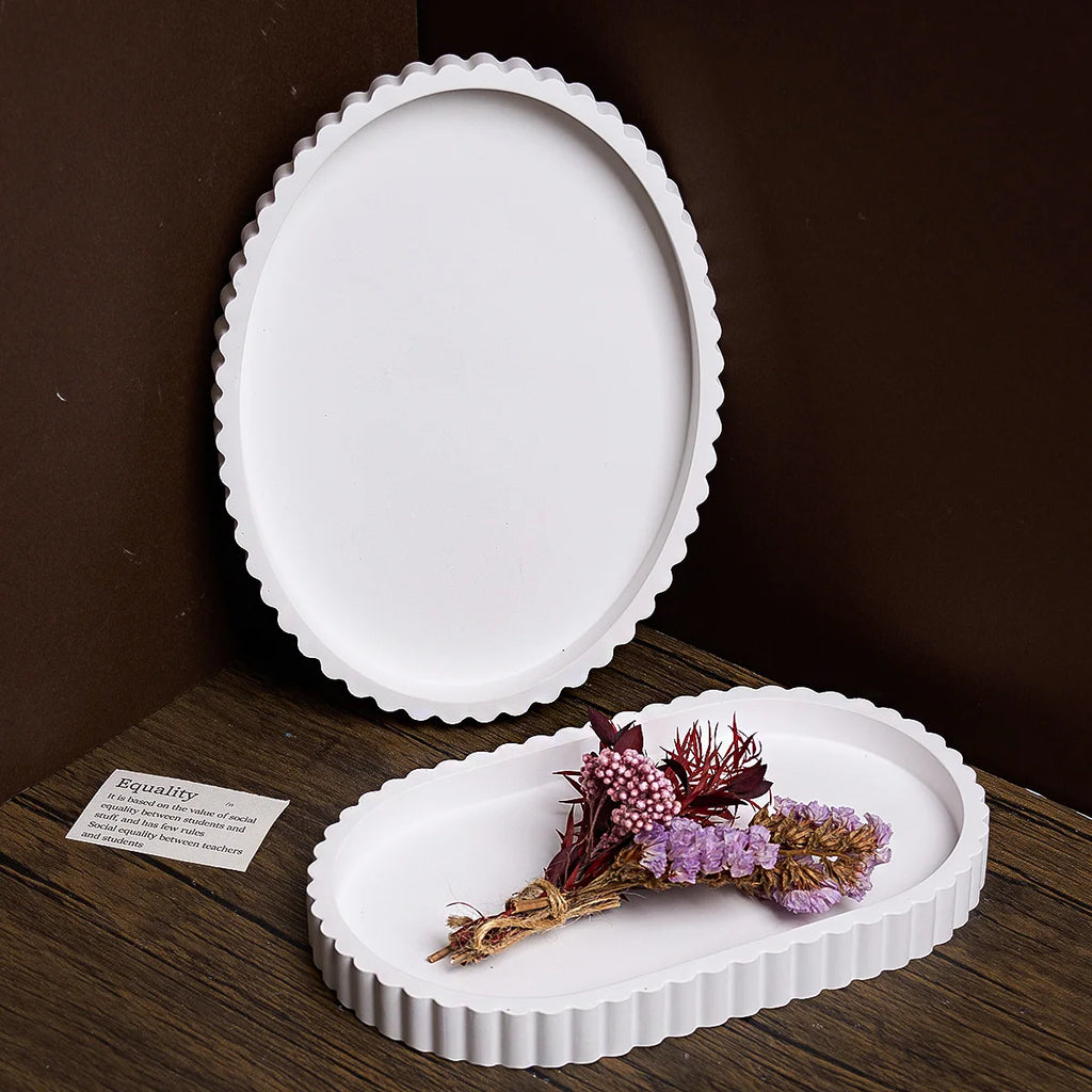 Scallop Edge Silicone Tray Molds.