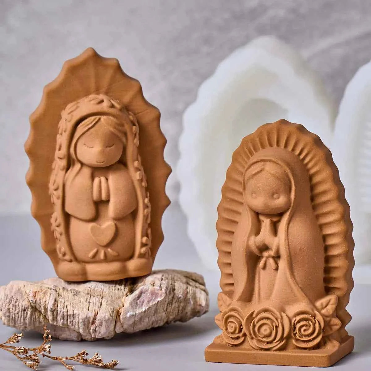 Solara Aureole Praying Girl Silicone Mold