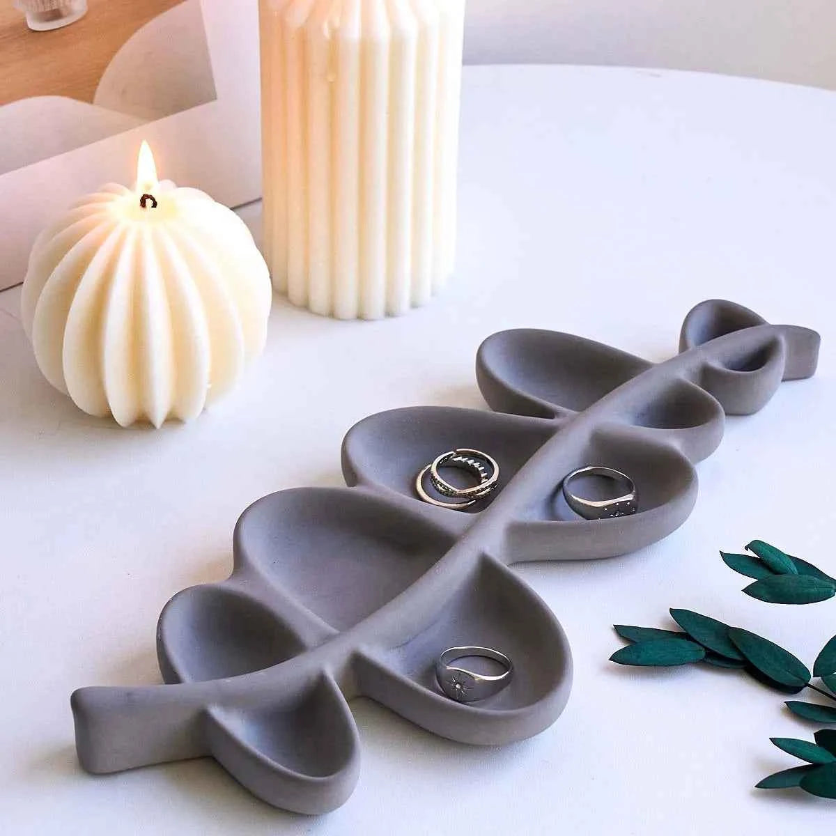 Folira Scallop Branch Tray Silicone Mold