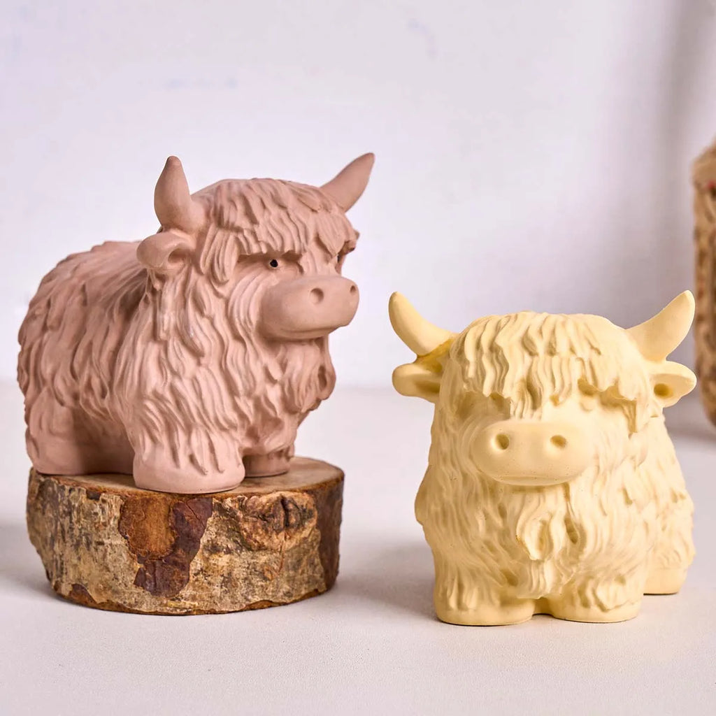 Thulan Fringe Highland Cow Silicone Mold