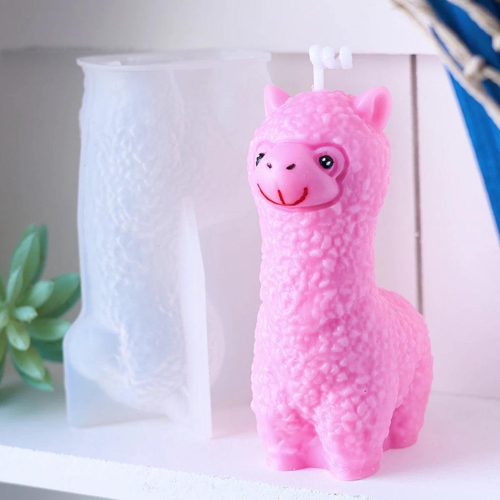 Alpaca Silicone Candle Mold.