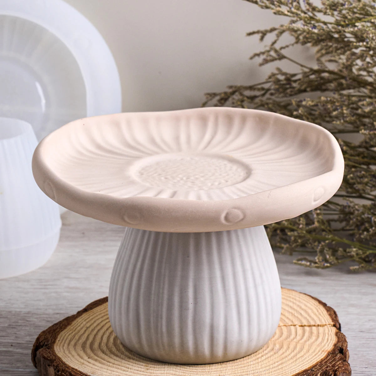 2-Piece Ribbed Mushroom Pedestal Tray Mold Set