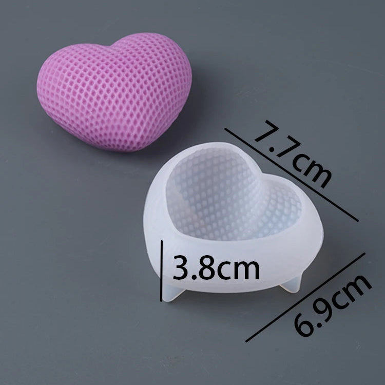 Lumea Woven Silicone Heart Candle Mold Medium