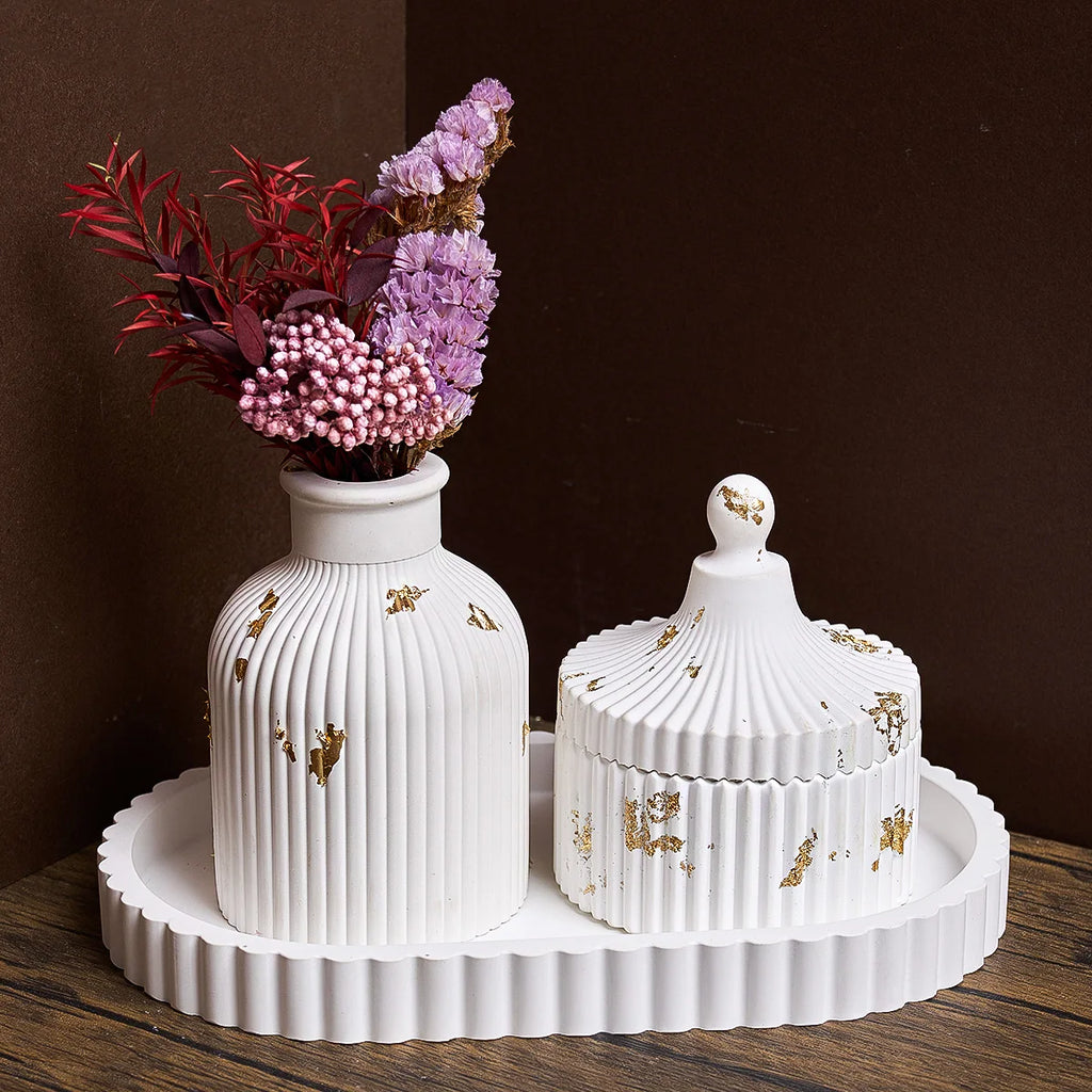 Scallop Edge Silicone Tray Molds.