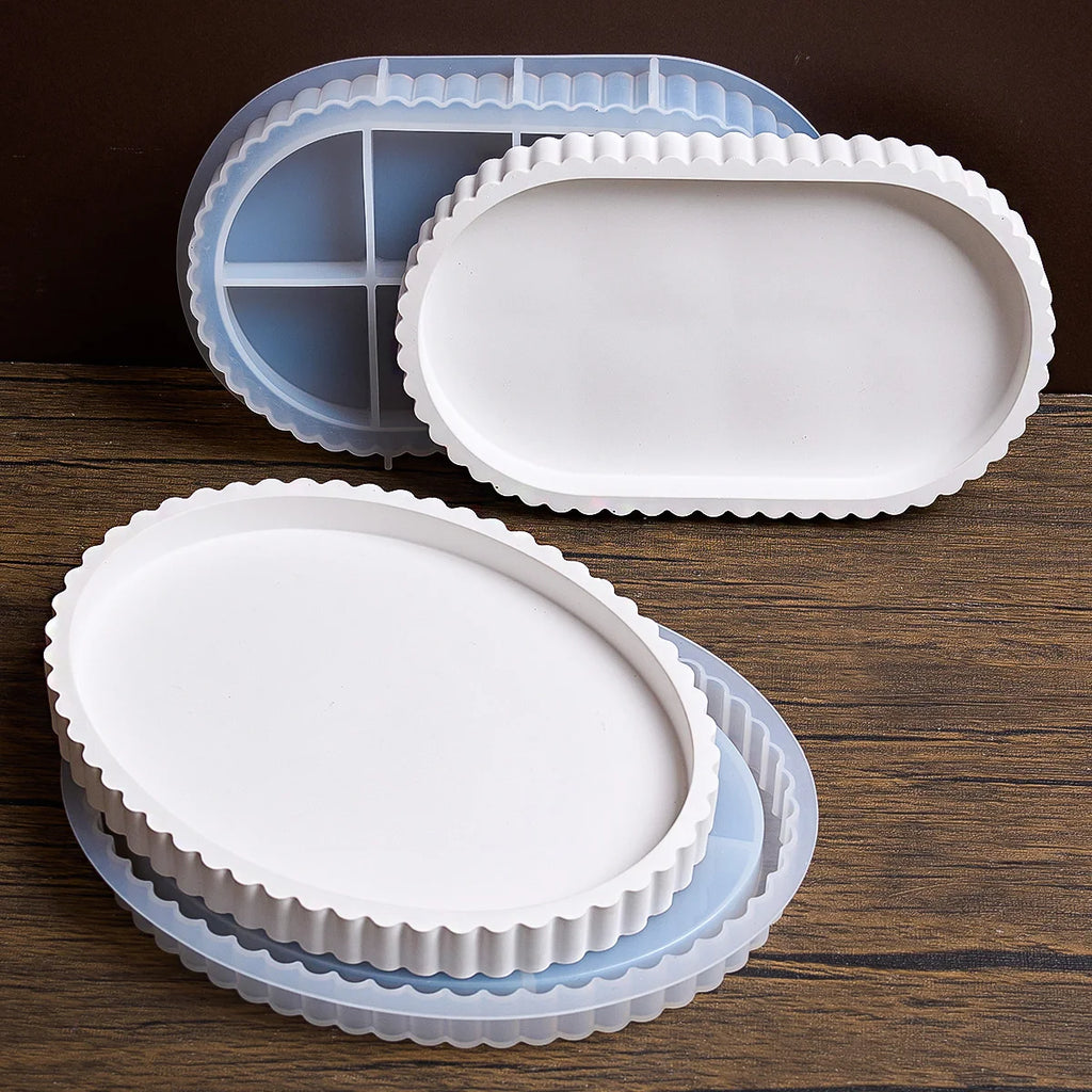 Scallop Edge Silicone Tray Molds.