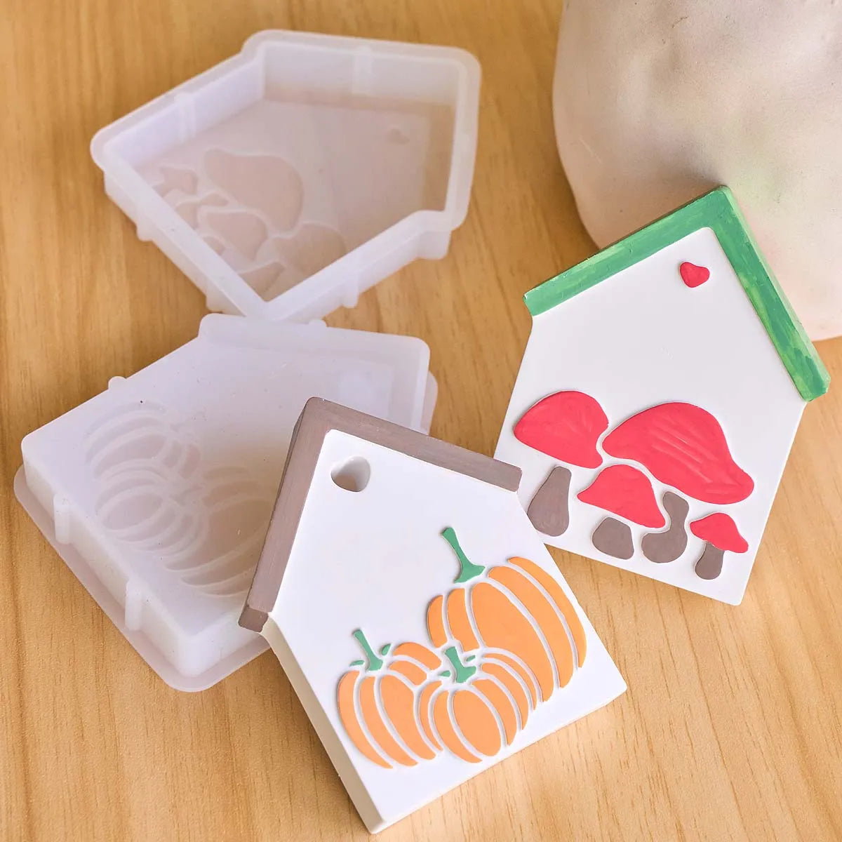 Avelin Eave Cottage Silicone Mold Set